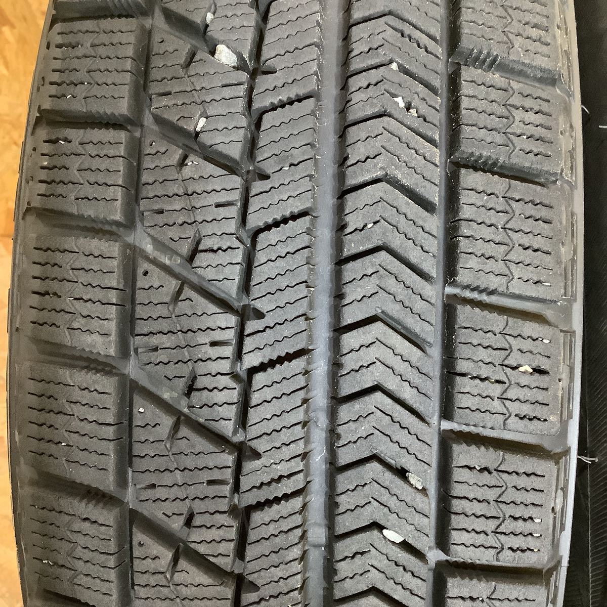 BRIDGESTONE BLIZZAK VRX ブリヂストン 155/65R14 スタッドレス 2019年製 4本セット 8分山 バリ山_画像2