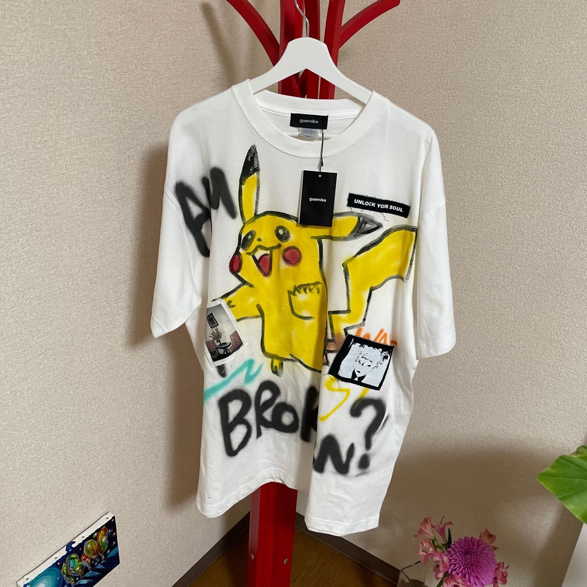ポケモンTシャツ 手描き1点物 Guernica ピカチュウ ホワイト ポケモンTシャツ 手描き1点物 Guernica ピカチュウ ホワイト