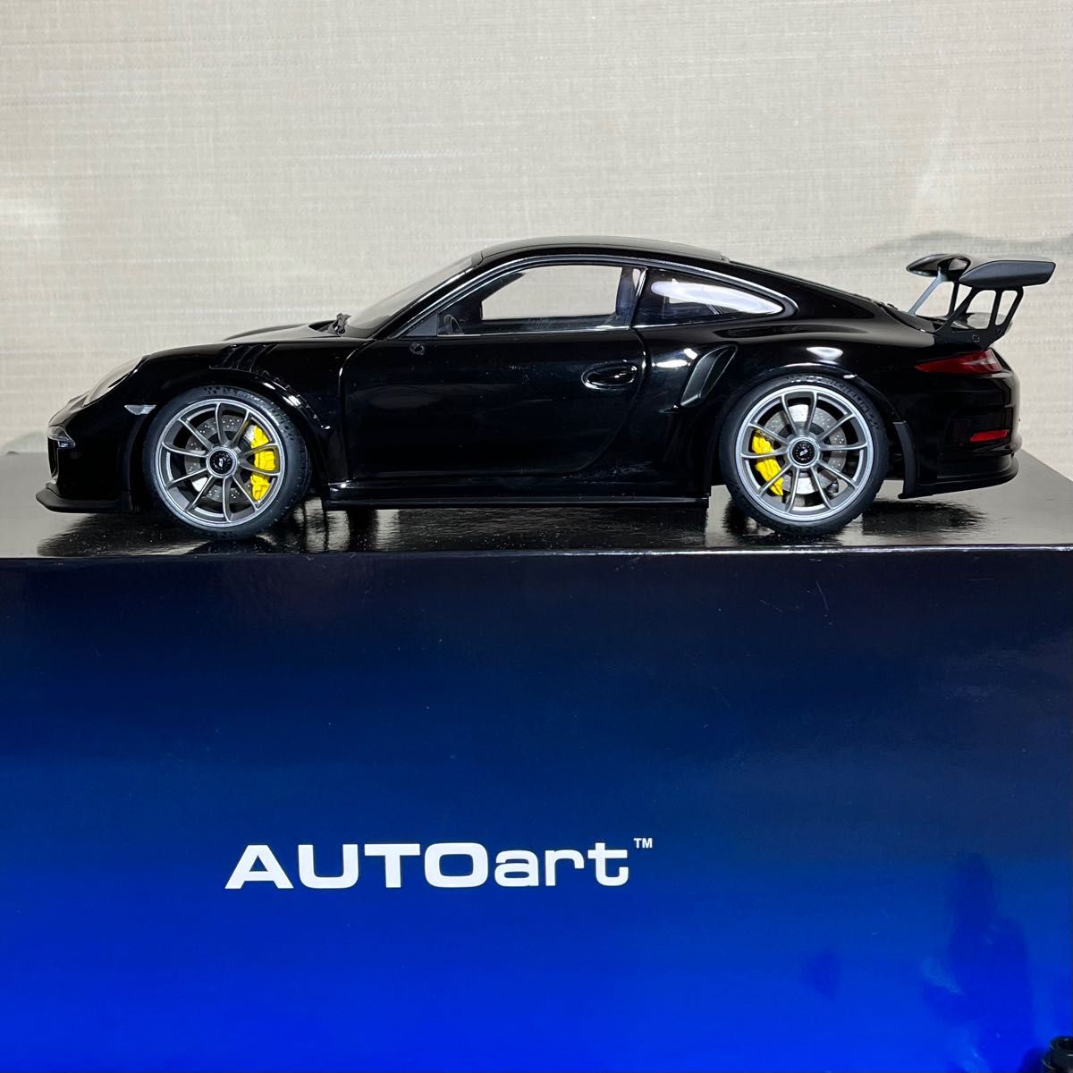 オートアート1/18ポルシェ911 GT3 RS ジャンク|Yahoo!フリマ オートアート1/18ポルシェ911 GT3 RS ジャンク|Yahoo!フリマ