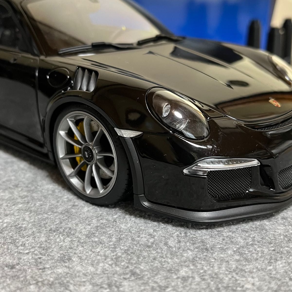オートアート1/18ポルシェ911 GT3 RS ジャンク|Yahoo!フリマ オートアート1/18ポルシェ911 GT3 RS ジャンク|Yahoo!フリマ