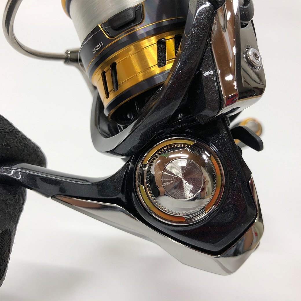 Q ダイワ 18 レガリス LT2000S スピニングリール 本体のみ|DAIWA LEGALIS 釣具 リール_画像8