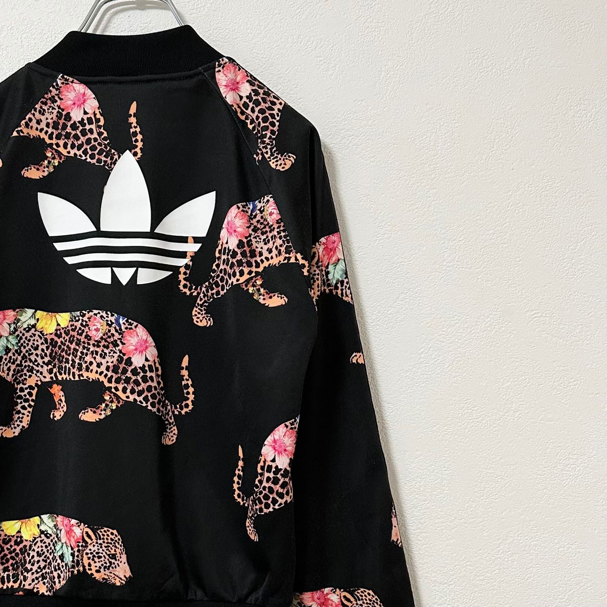 adidas/アディダス ジャージ/トラックジャケット SST レオパード adidas/アディダス ジャージ/トラックジャケット SST レオパード