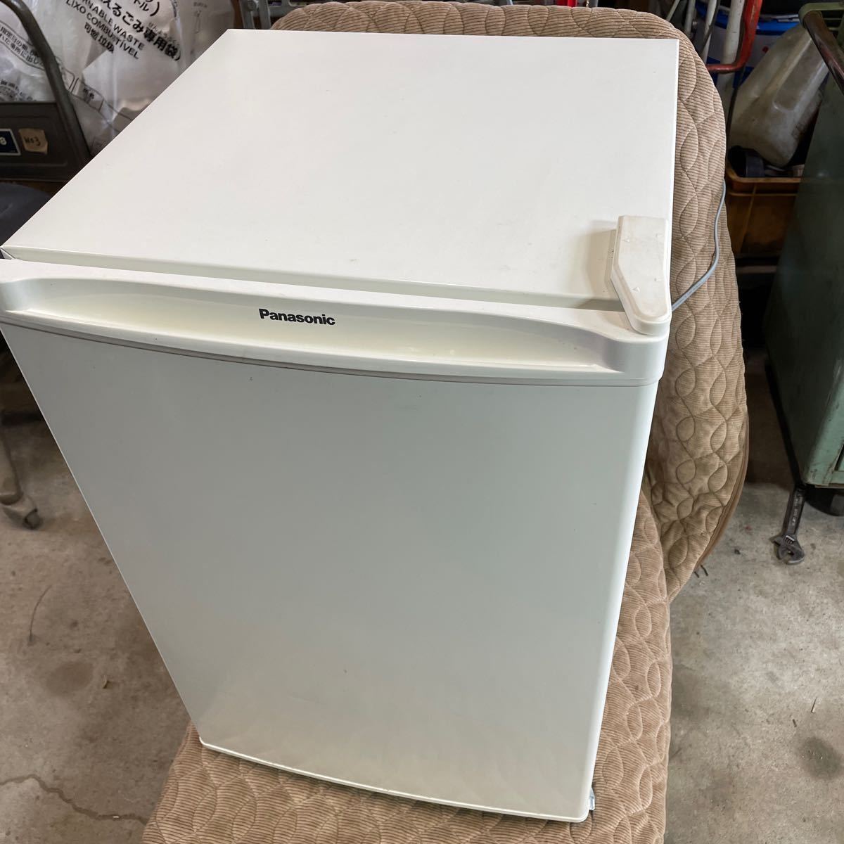 Yahoo!オークション - パナソニック 1ドア 冷蔵庫 NR-A80D-W Yahoo!オークション - パナソニック 1ドア 冷蔵庫 NR-A80D-W