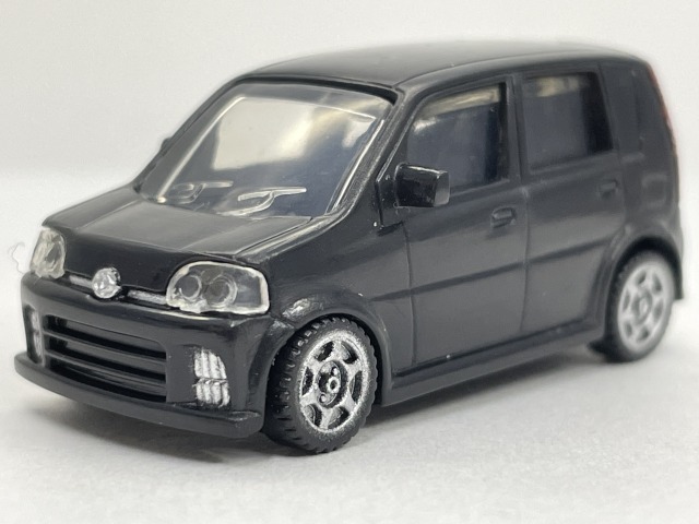 ■★Furuta　チョコエッグ　軽自動車　002　ダイハツ　ムーヴカスタム Ｒ（2004）_画像1