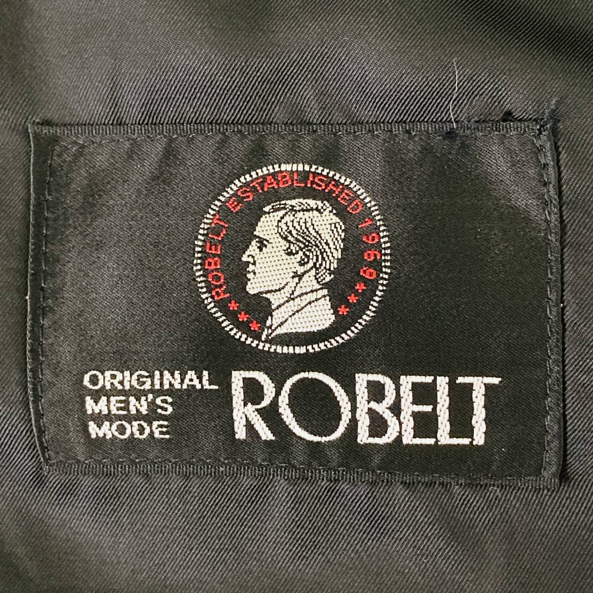 a03314 ROBELT ロベルト スーツ セットアップ ジャケット ダブル パンツ 礼服 170-96-86 黒 万能 古着 USED フォーマルイブニングウェア_画像8