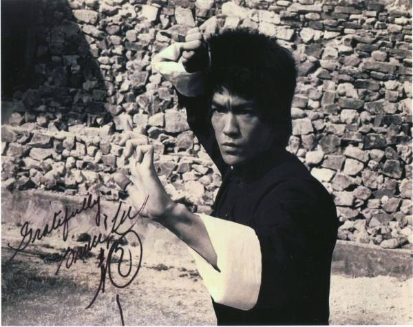 1973年 燃えよドラゴン Bruce Lee ブルース・リー サイン フォトの画像1
