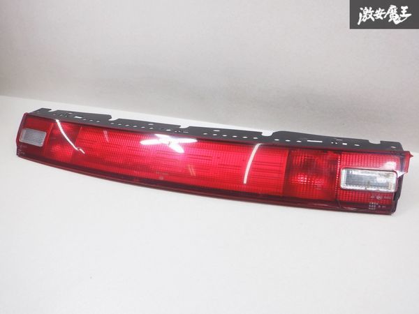 Porsche ポルシェ 純正 993 911 テールライト テールランプ ガーニッシュ 99363113000ECF 即納 棚23B_画像1