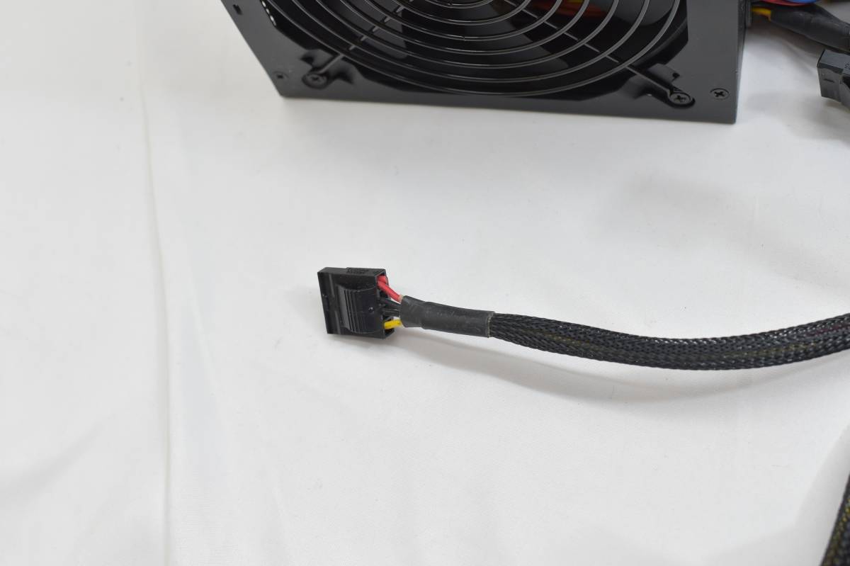 中古　PC用電源 Corsair CMPSU-750TX TX750W_画像2