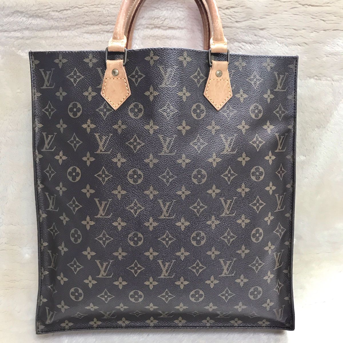 美品 VUITTON ルイヴィトン トートバッグ サックプラ モノグラム 美品 VUITTON ルイヴィトン トートバッグ サックプラ モノグラム