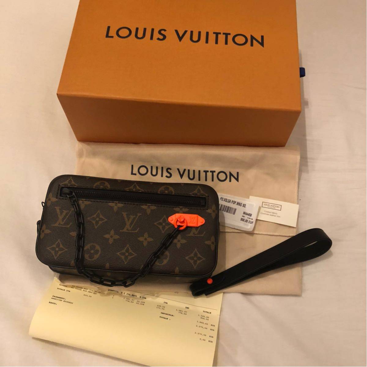 Sold at Auction: Louis Vuitton, Louis Vuitton Branded Pochette
