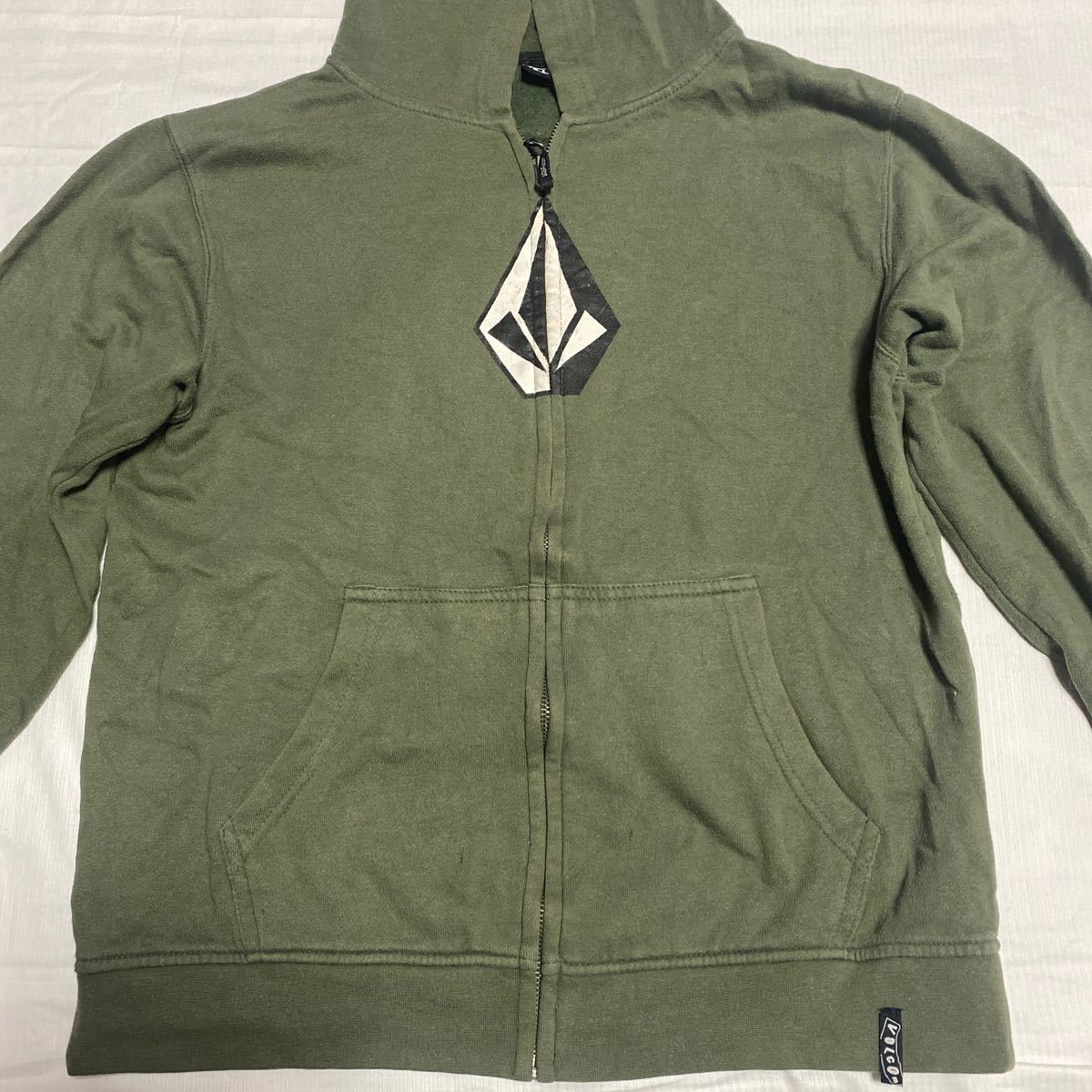 k44 VOLCOM パーカー サイズXL表記 中国製_画像1