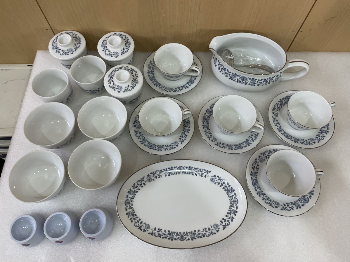 RM6287 Noritake 食器おまとめ ノリタケ Royal Blue 陶器 食器おまとめ ソースポット ティーカップ＆ソーサー 他 1130_画像1