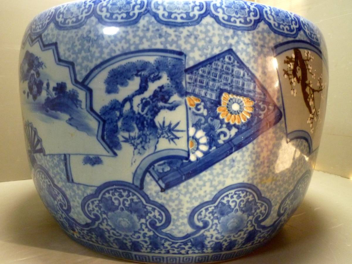 《金正堂》　56センチ丸大型陶器火鉢　扇麺松竹梅鶴山水画　茶道具