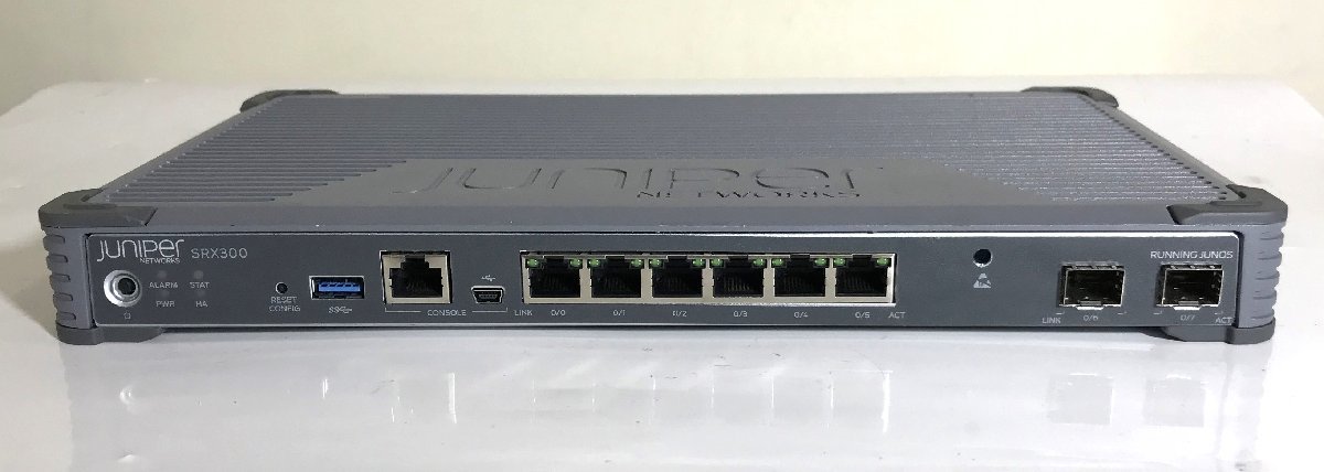 【埼玉発】【Juniper】店舗向けセキュアルーター SRXシリーズ SRX300 ★初期化済、起動確認済★ (9-4050)