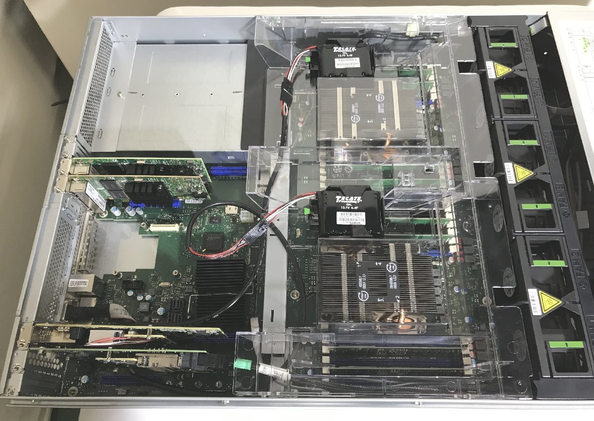 【埼玉発】【FUJITSU】サーバー　Primergy RX2540M4　Xeon-Silver4110＠2.1GHz ×2基 / 64GB RAM 　(3-415)_画像6