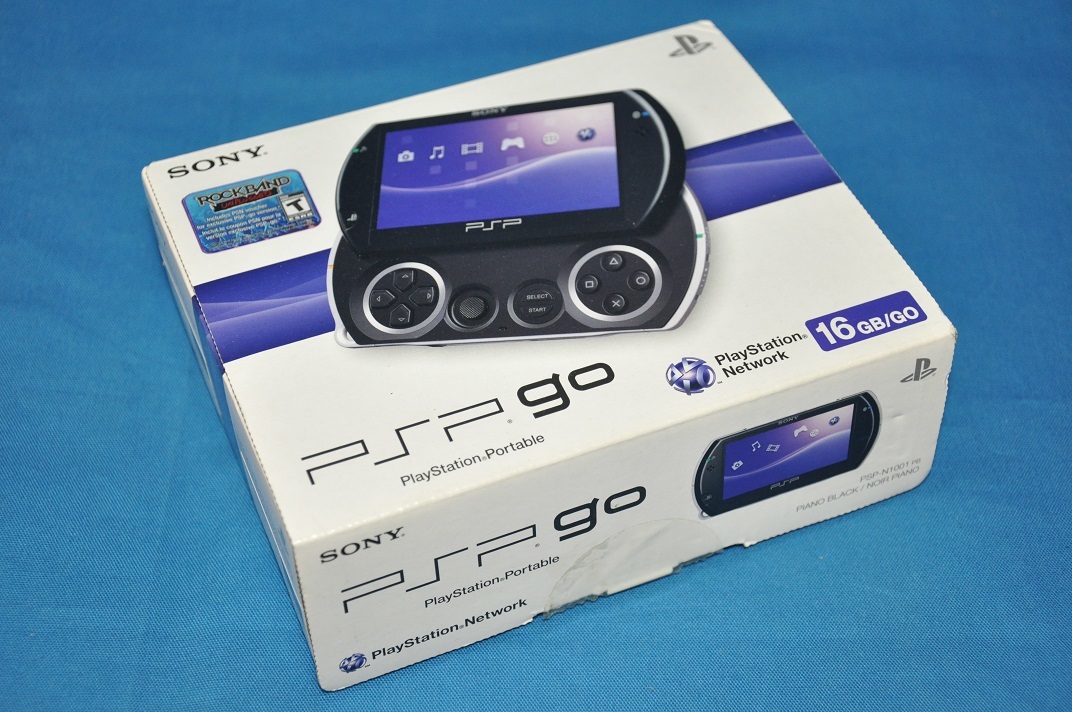 【極美品】SONY PlayStation Portable PSP go 北米版 PSP-N1001 PB ピアノブラック_画像2