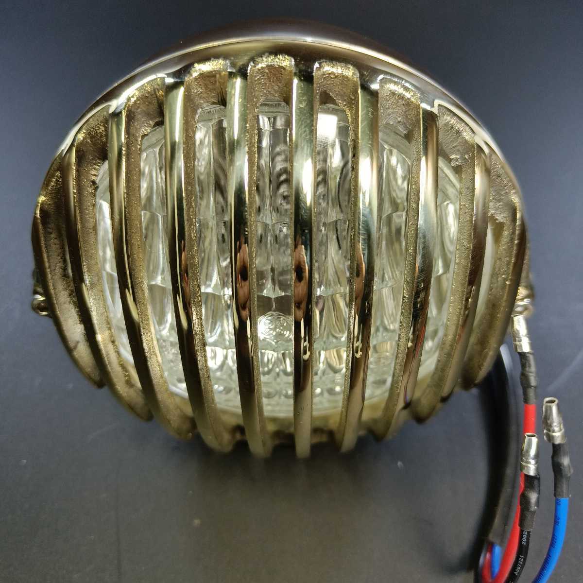送料無料！真鍮（ブラス）製バードケージヘッドライト！ダイナ　ソフテイル　ツインカム　エヴォ　ショベル　パンヘッド　管122454
