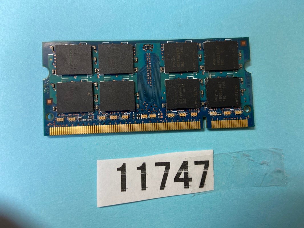 HYNIX PC2-6400S 4GB 1枚 DDR2 800 4GB ノートPC用メモリ PC2 6400 4GB 1枚 エラあり ジャンク品_画像3