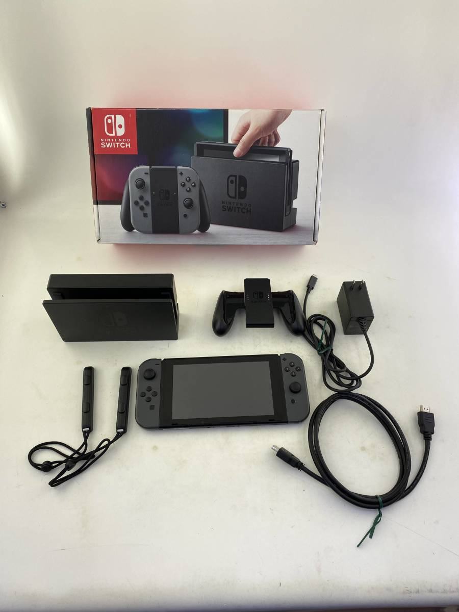 ニンテンドースイッチハードNintendo Switch本体Joy-Con(L)/(R) グレー