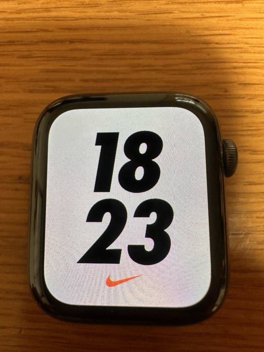 Apple Watch Nike S6 GPS + Cellularモデル 44mm スペースグレイ