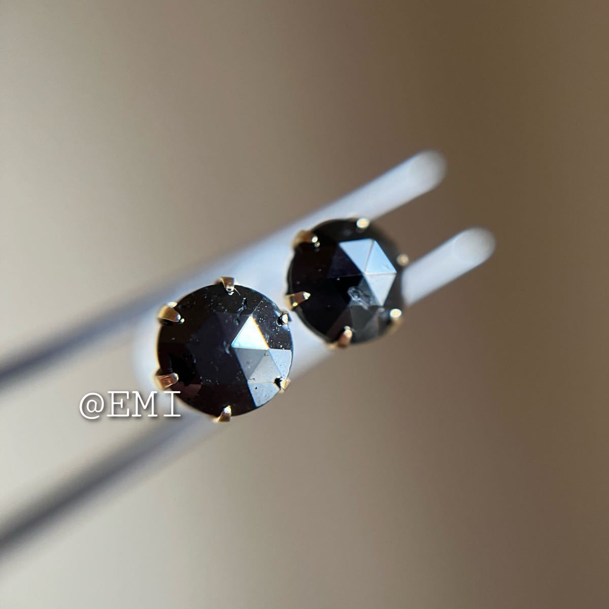 【スペシャルセール☆】 K18 天然ブラックダイヤモンド 1.00ct ピアス　レディース　メンズ　18金 black diamond_画像4