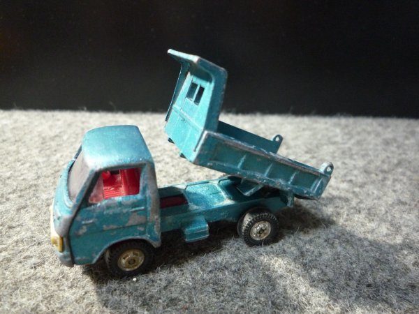 TOMICA トミカ  ミニカー いすゞ自動車 いすゞ ELF エルフ トラック MADE IN JAPAN 昭和レトロ 昭和 ミニカー タカラトミーの画像1