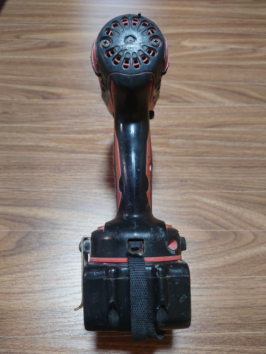  used case attaching Makita Makita red rechargeable impact driver TD131DRFXR 14.4v 3.0Ah operation verification ending 