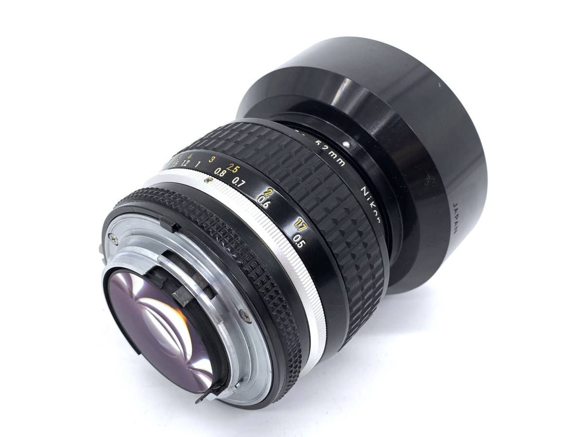 良品 ニコン Nikon Ai-s 50mm f/1.2 大口径 高級 明るい 標準レンズ カビ無し 絞り動作確認済 HS-12 メタルフード　ニコン純正フィルター付_画像4