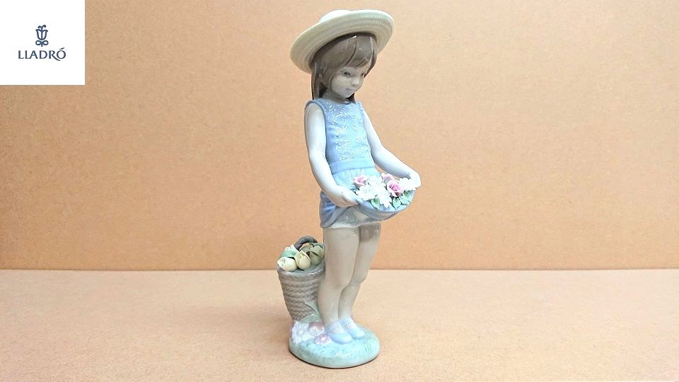 N-73 廃盤 希少 LLADRO リヤドロ 1284 スカートに花いっぱい 女の子 フィギュリン スペイン 西洋磁器 人形 置物 star girl figurine SPAIN_画像1