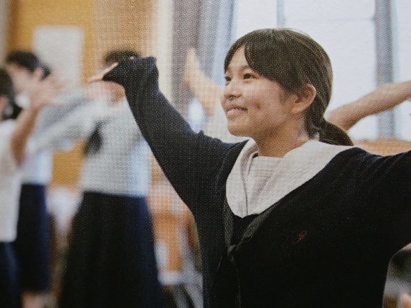 * проспект 2024*. фиолетовый женщина учебное заведение неполная средняя школа ( Fukuoka город )* будущее ., блеск впервые ..*