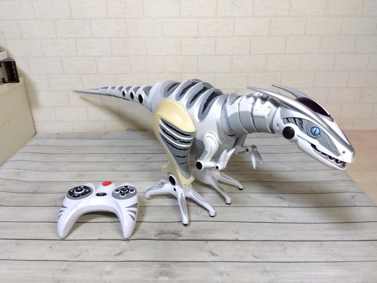 777■WowWee ロボット Roboraptor x ロボラプター　ダイナソー　おもちゃロボット　長期保管　ジャンク現状品_画像1