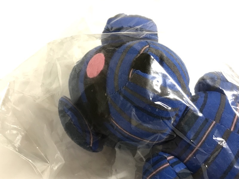 ①1日未開封的高達展覽熊與5只泰迪熊限量項目捆綁毛絨玩偶高達沙爾只有Zaku Gofugurugu？    原文:① 1円 未開封 ガンダム展 ベア まとめて5体セット テディベア 限定品 ぬいぐるみ ガンダム シャア専用ザク グフ ゲルググ？