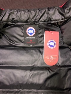 Canada Goose CANADA GOOSE羽絨背心（新未使用）紅色尺碼S / P運費將在這裡支付。 原文:カナダグース　CANADA GOOSE　ダウンベスト（新品未使用）　レッド　サイズS/P　送料はこちらで負担いたします。