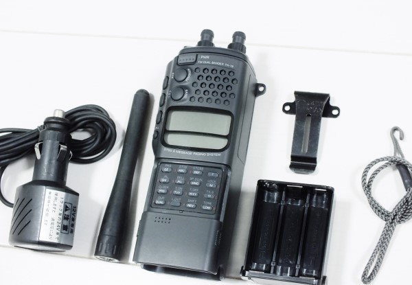 KENWOOD TH-78 5W機 デアルバンド充電バッテリー付き KENWOOD TH-78 デュアルバンド144/430MHz シガー電源アダプター