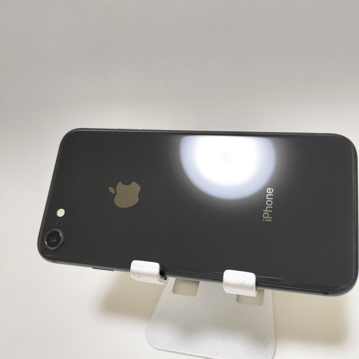 美品新品バッテリー iPhone 8 64GB スペースグレイ SIMフリー 100