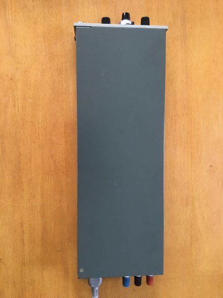 電子機器】標準電圧/電流発生装置 TYPE2555 YEW 1台 電子部品 電子機器】標準電圧/電流発生装置 TYPE2555 YEW 1台 電子部品