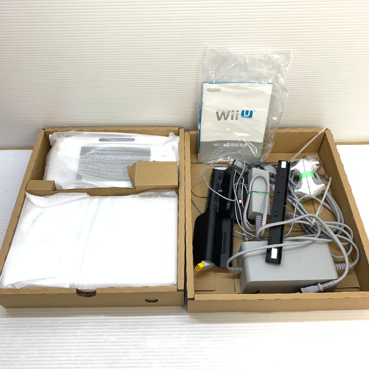MIN【現状渡し品】 MSMG 任天堂 Nintendo Wii U マリオカート8セット 32GB shiro ゲーム機 マリカー 〈34-231120-SS-2-MIN〉_画像2