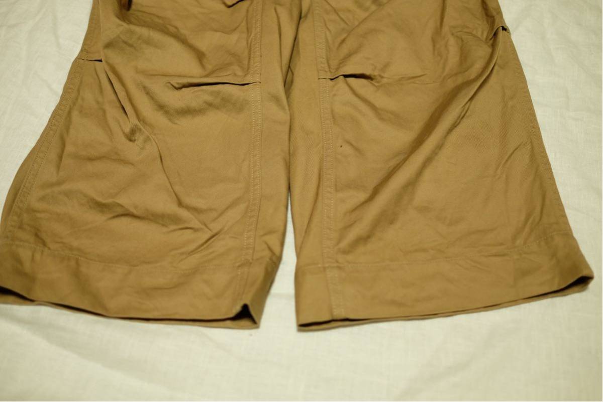 TUKI military bagsMILITARY BAGGS size 1 exist chino pants 