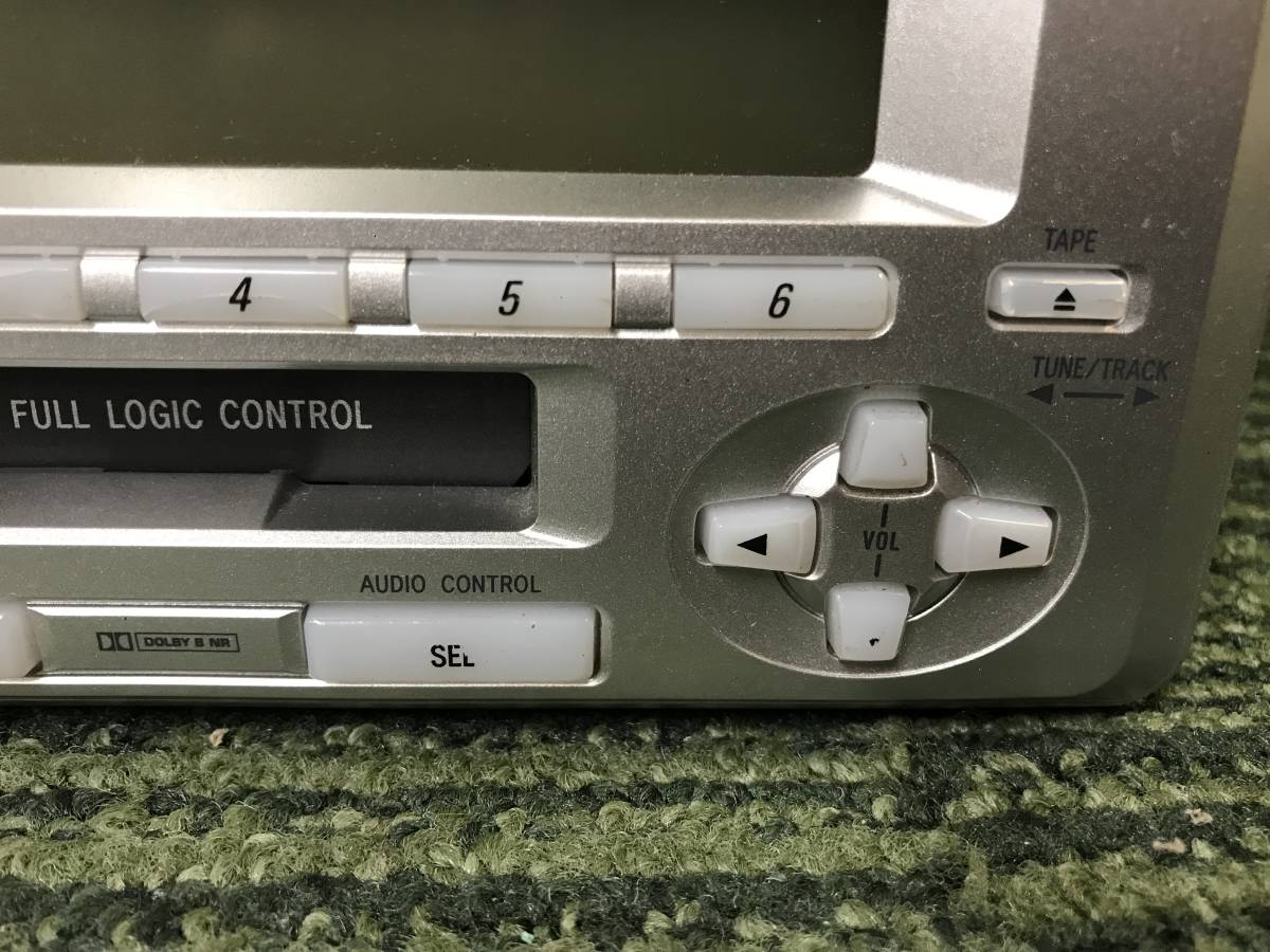 と１６３０　TOYOTA トヨタ純正　CD/カセットプレーヤー　CKP-W52_ボタンの文字が消えています
