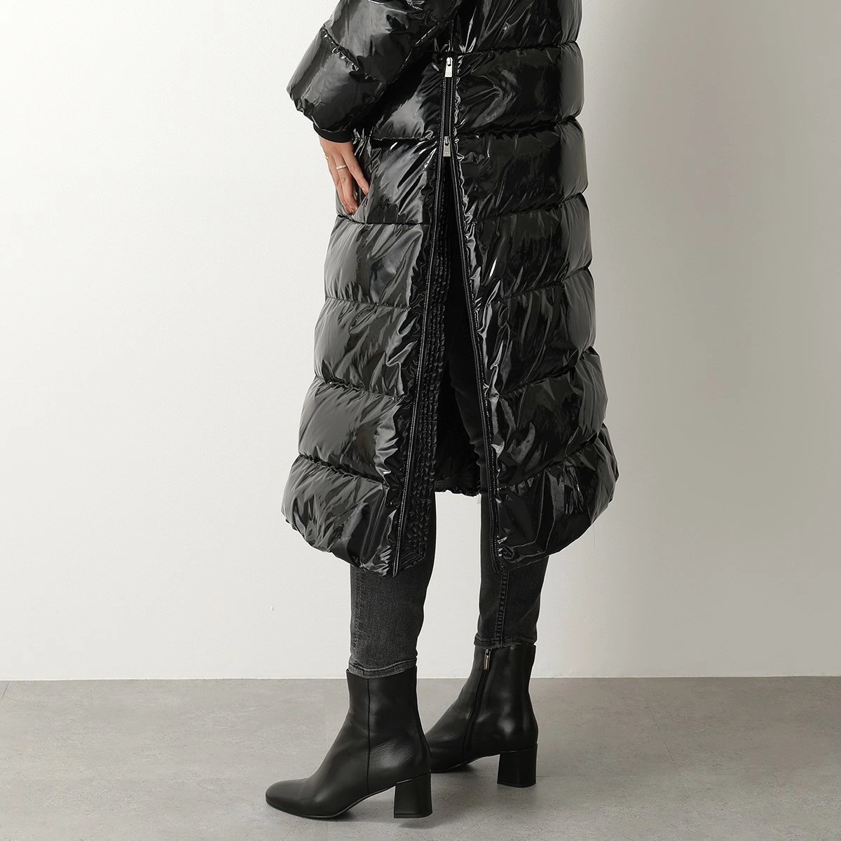 118 800円新品タグ付き【TATRAS タトラス】FASANELLA ロング 118 800円新品タグ付き【TATRAS タトラス】FASANELLA ロング