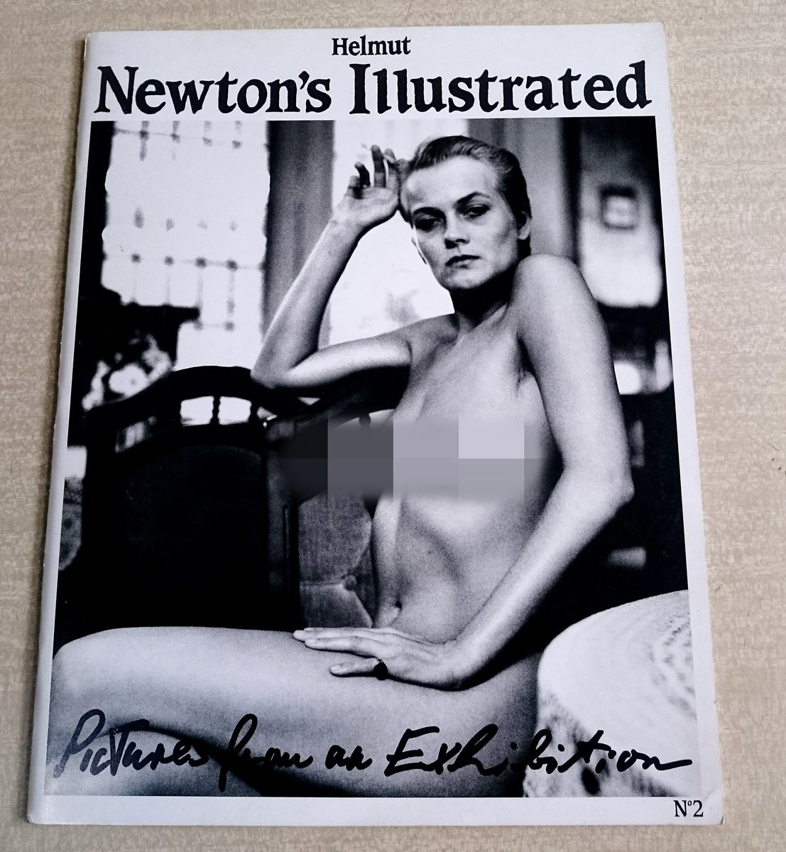 [W3367]「Helmut Newton's Illustrated No.2」PICTURES FROM AN EXHIBITION / ヘルムート・ニュートン イラストレイテッド(英文) 大型本_画像1