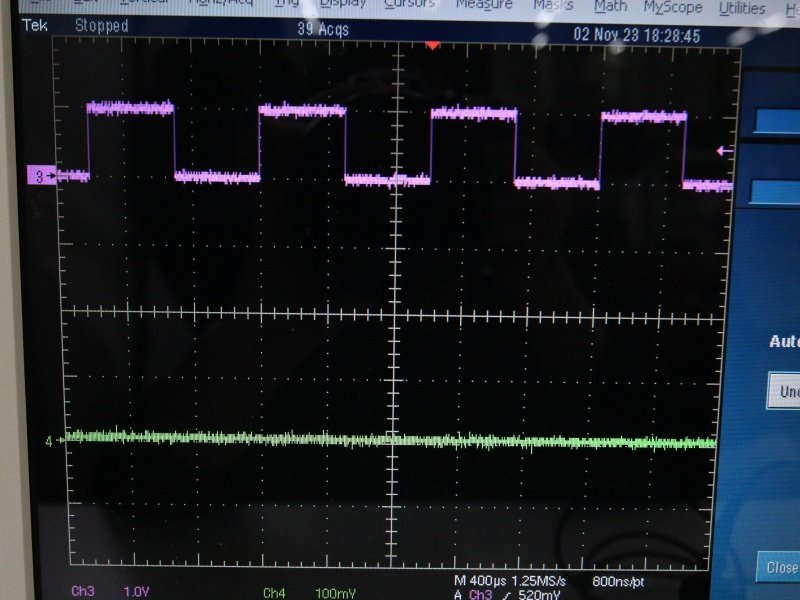 Tektronix/テクトロニクス DIGITAL PHOSPHER OSILLOSCOPE デジタルオシロスコープ■TDS5104B 中古【訳あり・ジャンク品】■送料無料_画像3