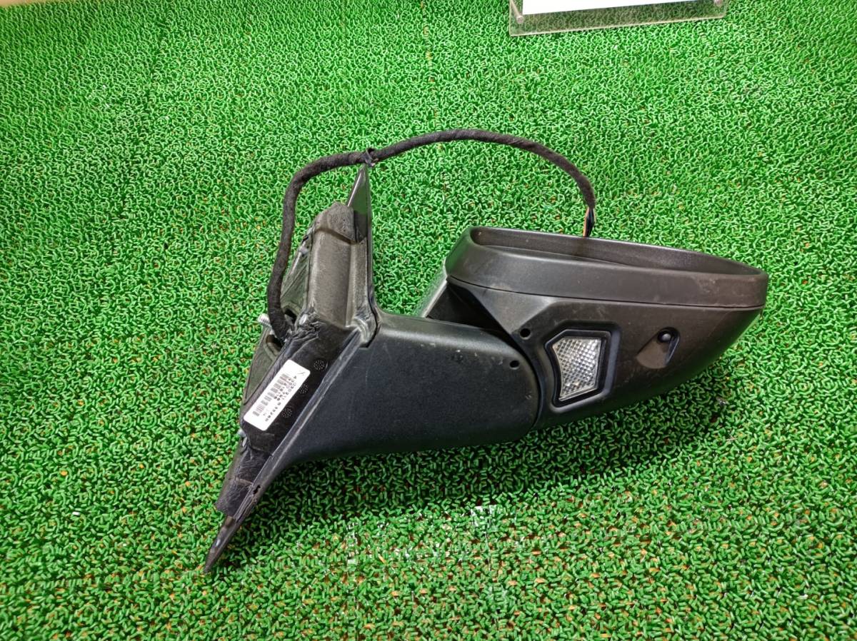  Volvo V50 2011 year side mirror right shipping size [M] NSP52144*