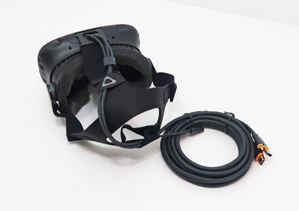 ♪◇美品【htc】HTC Vive CE 99HALN011-00 映像機器_画像2