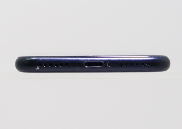 ◇ジャンク【docomo/Apple】iPhone SE 第2世代 64GB SIMロック解除済 MX9R2J/A スマートフォン ブラック_画像4