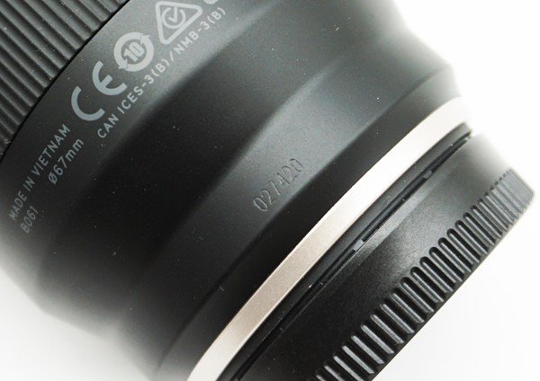 ◇美品【TAMRON タムロン】18-300mm F/3.5-6.3 Di III-A VC VXD フジフイルム用 B061 一眼カメラ用レンズ_画像7