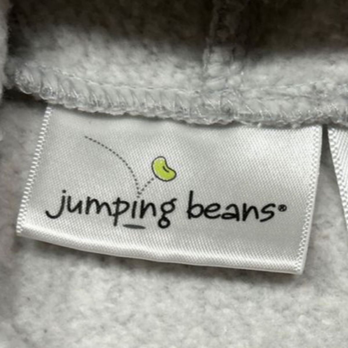 【jumping beans】(USED)ジャンピング ビーンズ グレー フルジップパーカー 4T(100〜110cm)