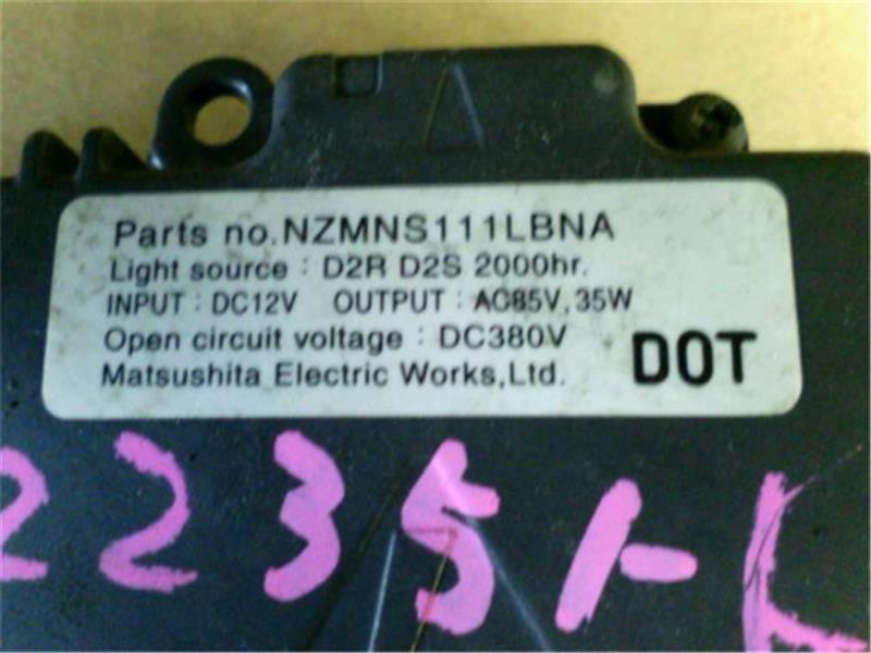  Nissan original Note { E11 } left light control unit P31600-23010148