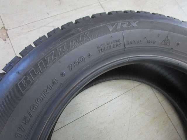 中古スタッドレスタイヤ　175/60R14　8mm　4本セット　ブリザック　VRX　野田_画像7