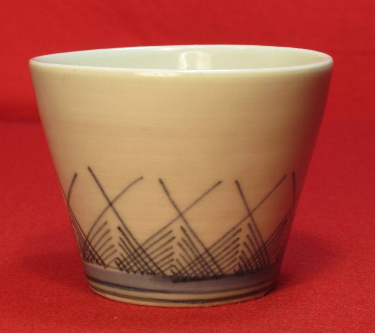 『古伊万里染付交叉草文そば猪口②(径7,5×高さ5,5㎝)』初期伊万里 蕎麦猪口 ソバ猪口 江戸中期 コレクター放出品
